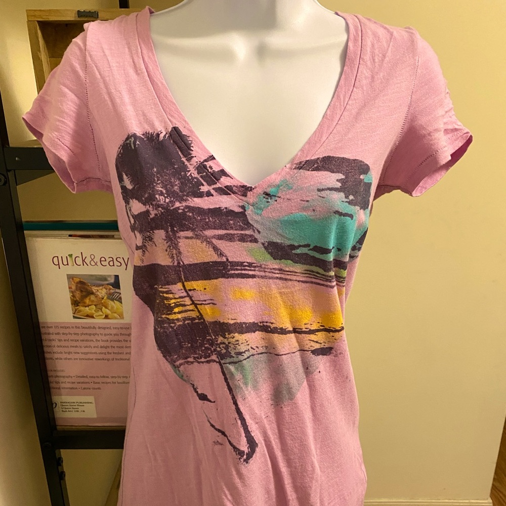 Great Beach T just waiting for a great pair of cutoff jean shorts.